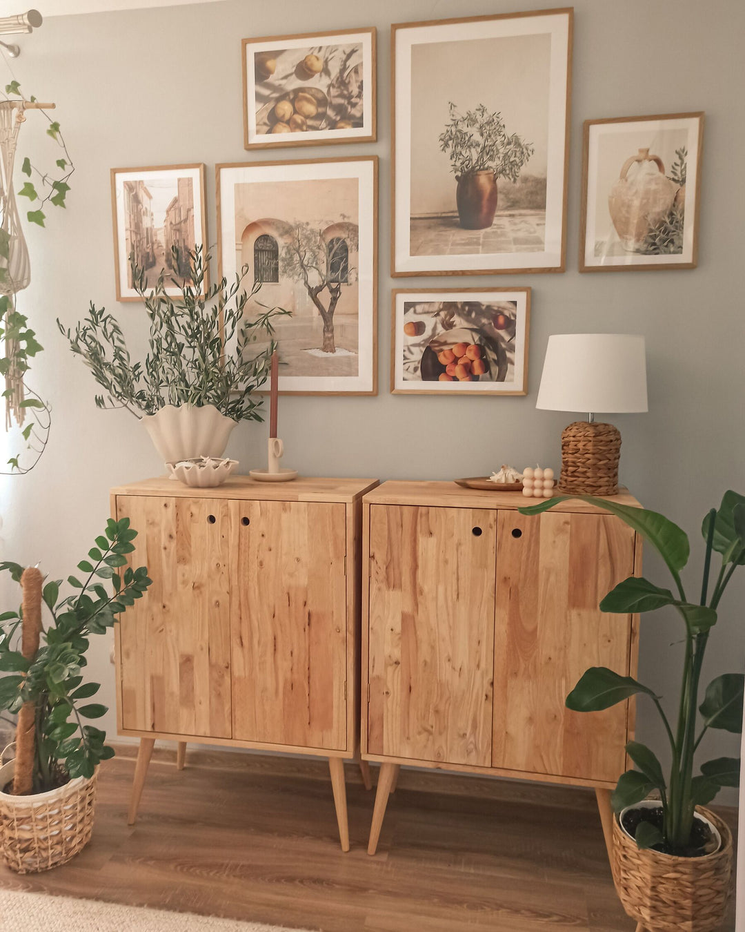 2 Door Rubberwood Sideboard Light Chandler