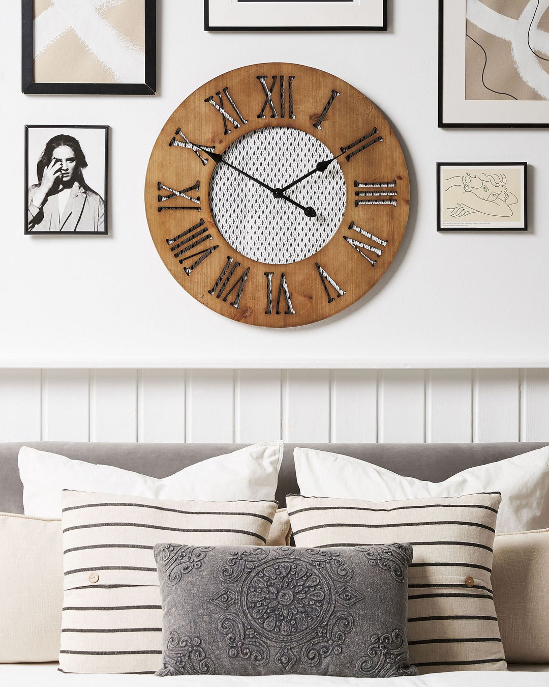 Wall Clock ø 60 cm Dark Wood Cuilco