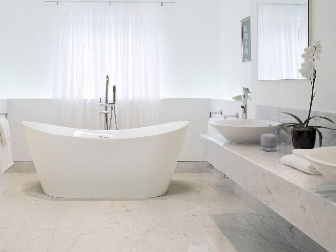 Freestanding Bath 1700 x 690 mm White Callao