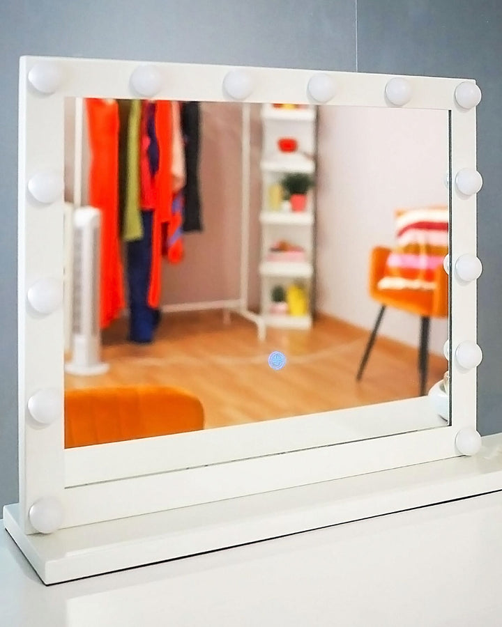 LED Dressing Table Mirror 50 x 60 cm White Beauvoir