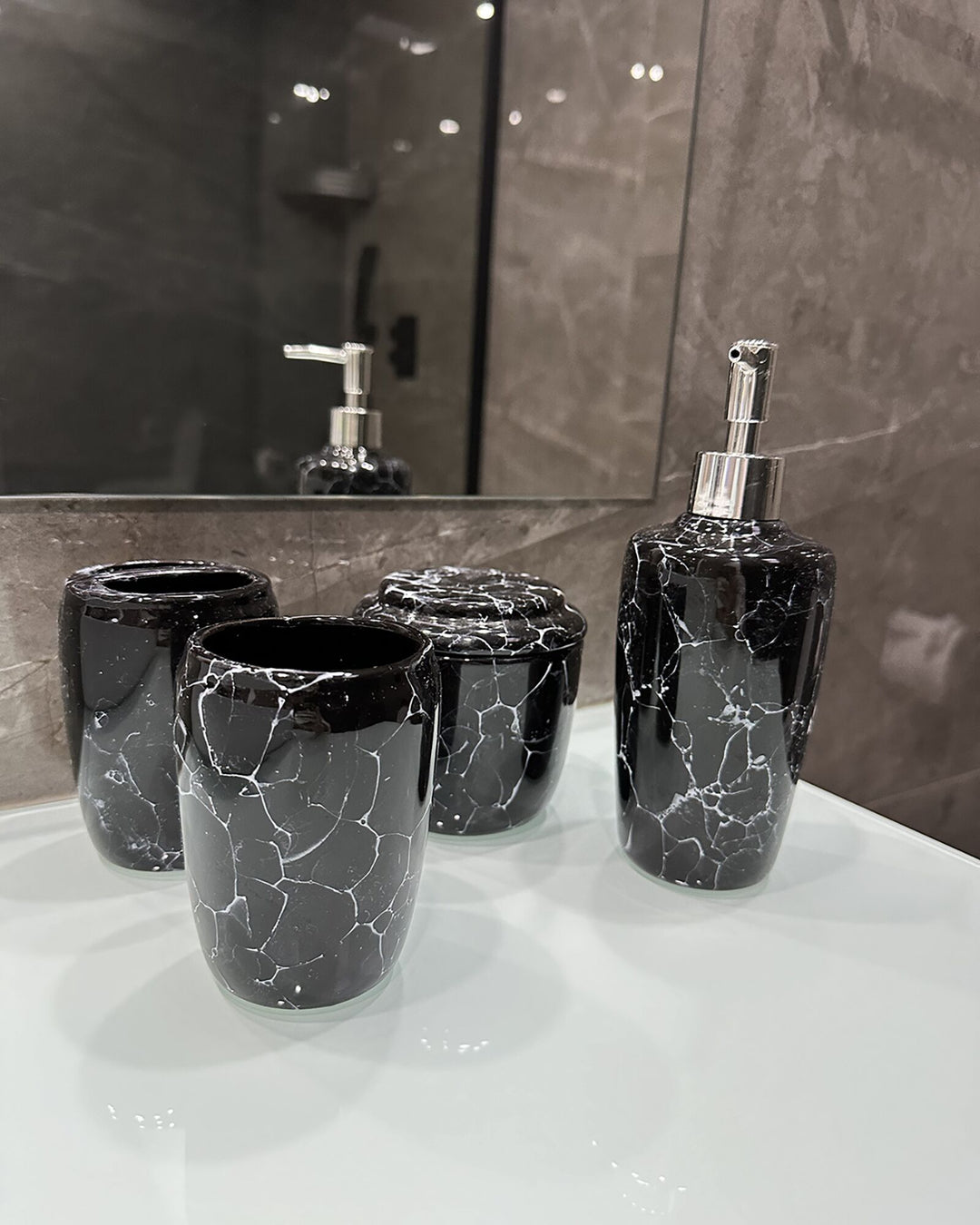 Ceramic 6-Piece Bathroom Accessories Set Black Palmilla