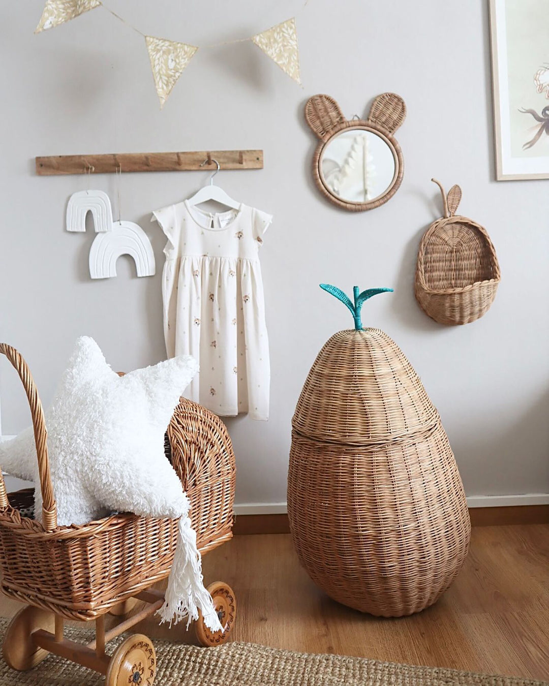 Rattan Pear Basket Natural Vagsoy