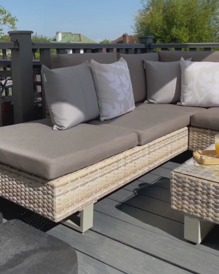 Lanciano 5 Seater PE Rattan Garden Corner Lounge Set Grey